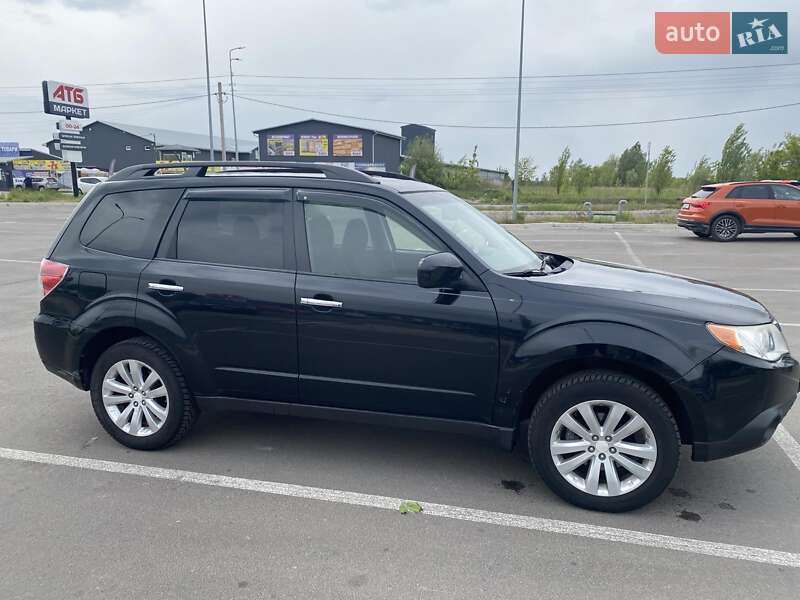 Subaru Forester (2011)