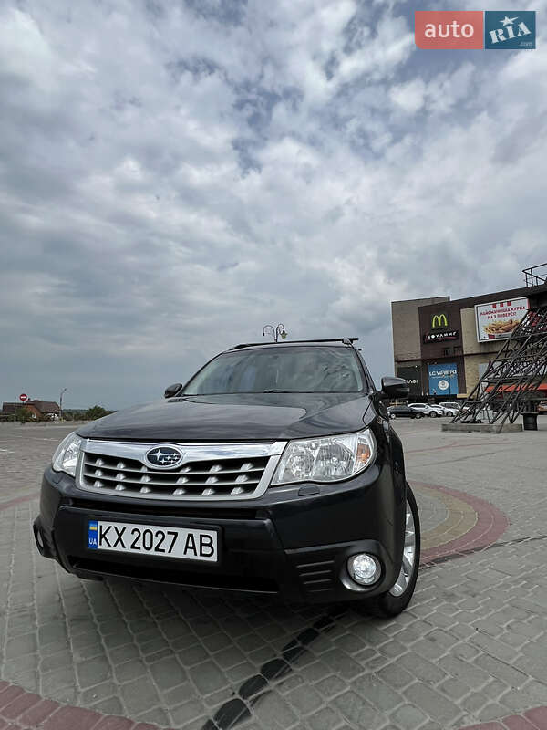 Subaru Forester (2011)