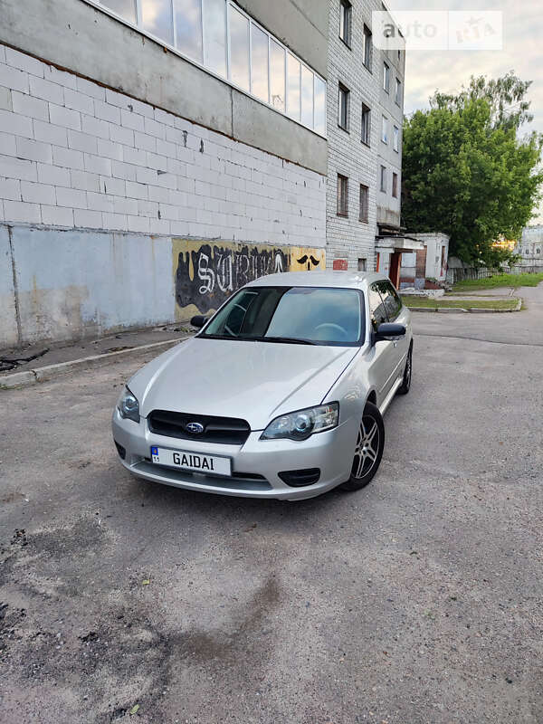 Subaru Legacy (2005)