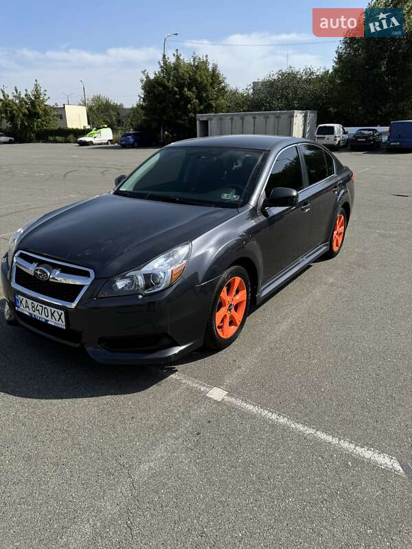 Subaru Legacy (2012)