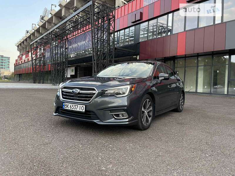 Subaru Legacy (2018)
