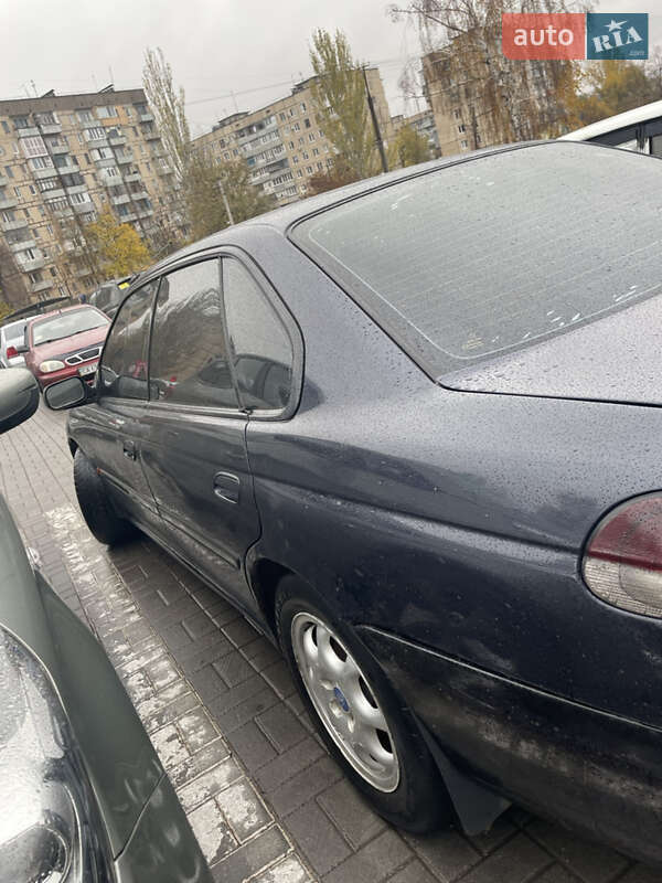Subaru Legacy (1995)