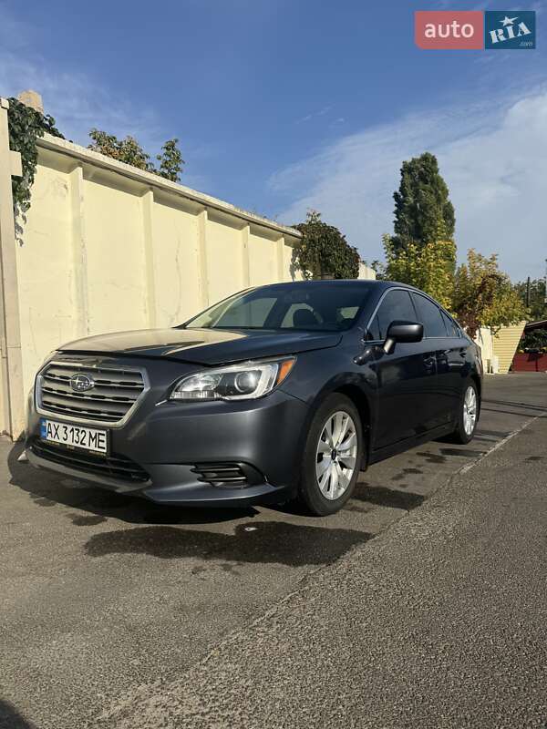 Subaru Legacy (2015)