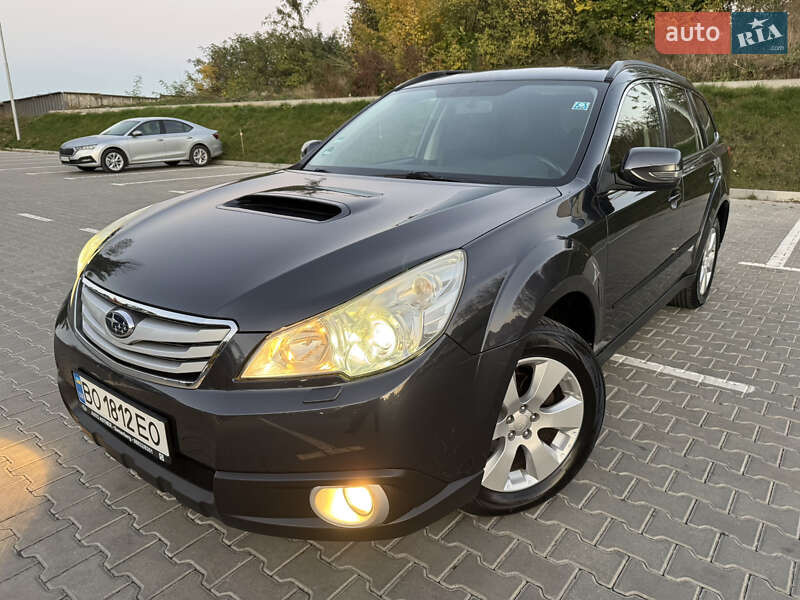 Subaru Legacy (2010)