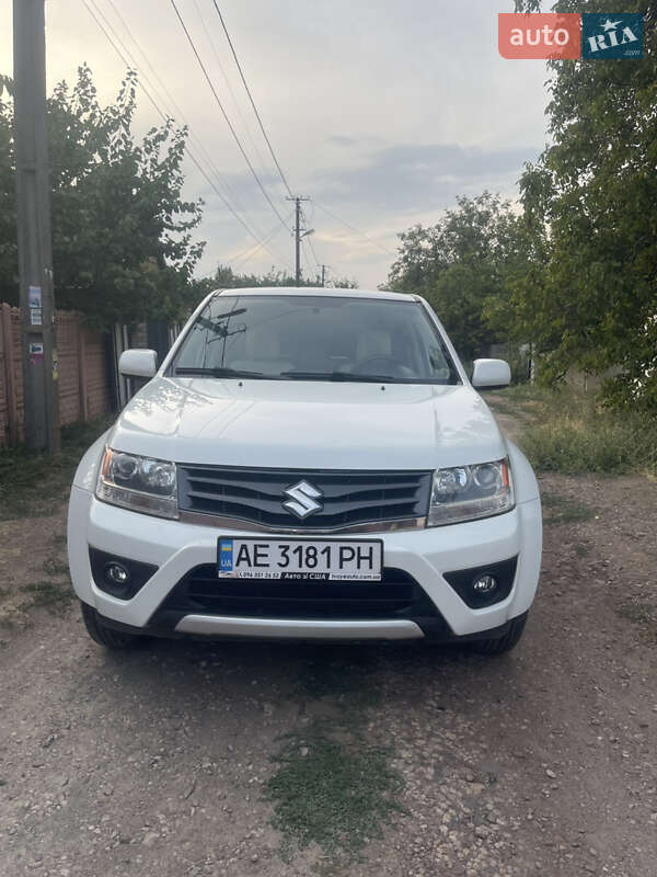Suzuki Grand vitara (2012)
