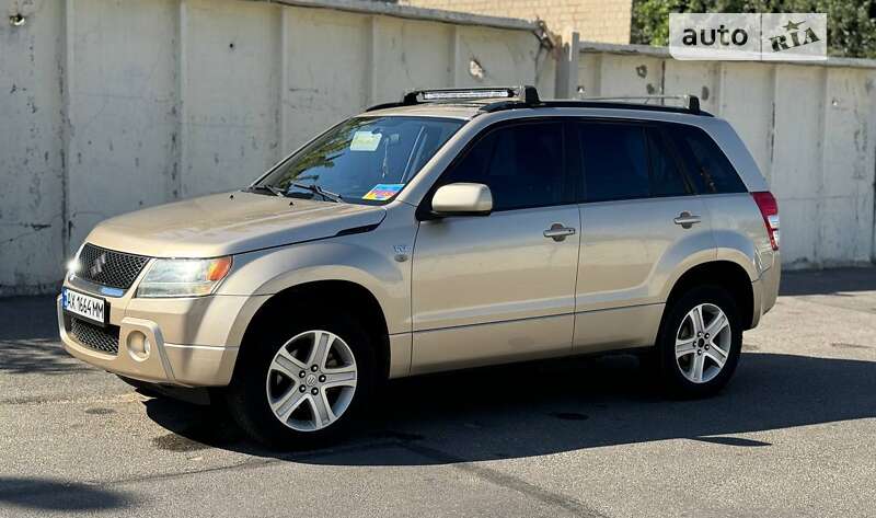 Suzuki Grand vitara (2006)