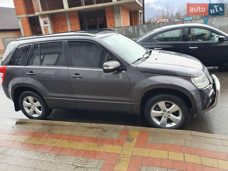 Suzuki Grand vitara (2008)