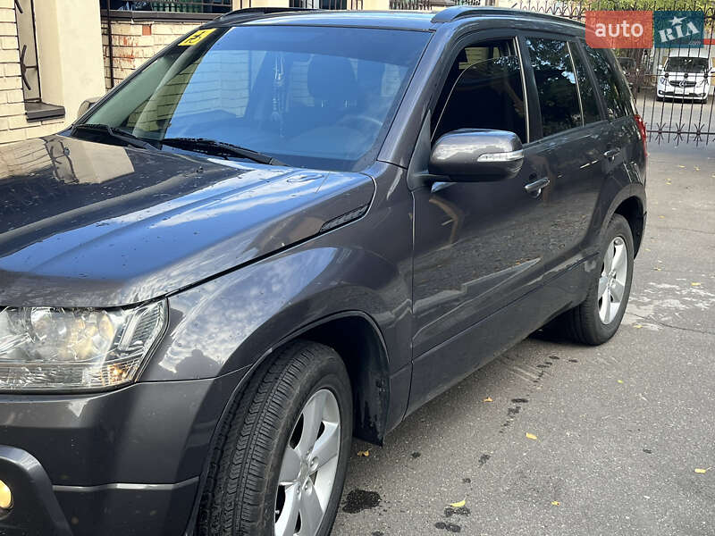 Suzuki Grand vitara (2011)