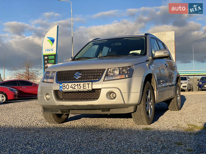 Suzuki Grand vitara (2011)