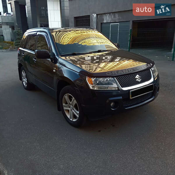 Suzuki Grand vitara (2007)