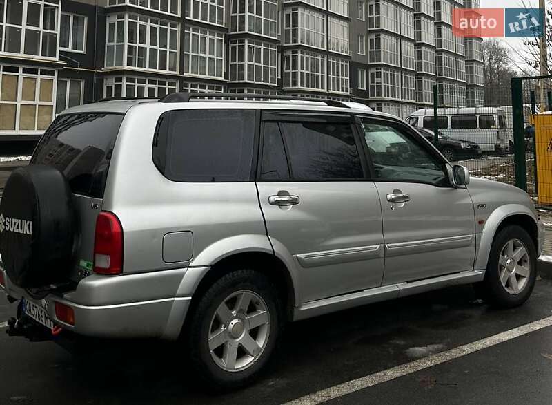 Suzuki Grand vitara (2002)