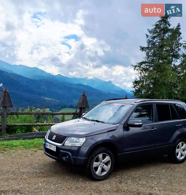 Suzuki Grand vitara (2011)