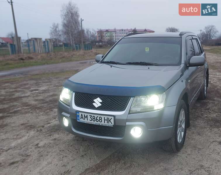 Suzuki Grand vitara (2005)