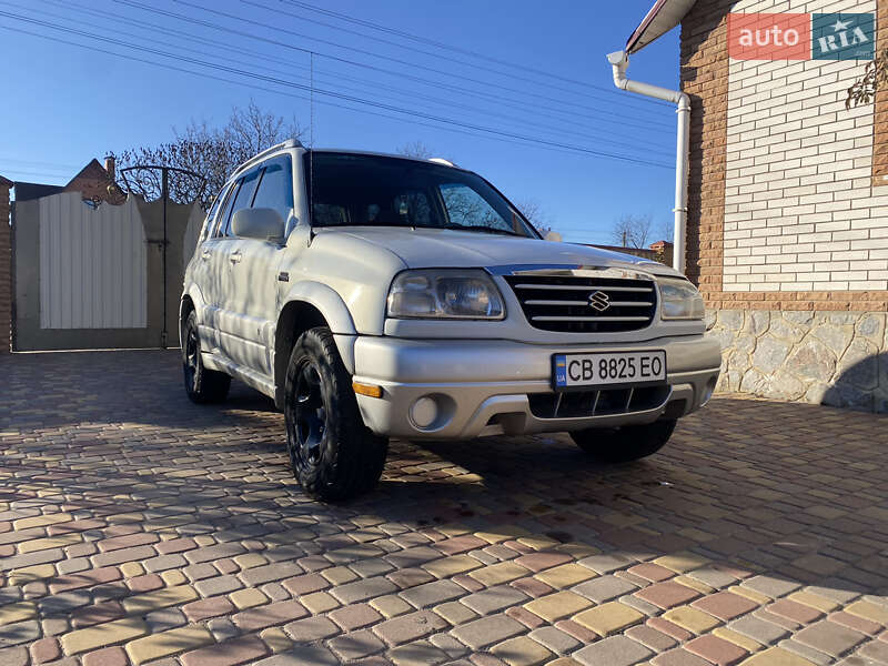 Suzuki Grand vitara (2004)