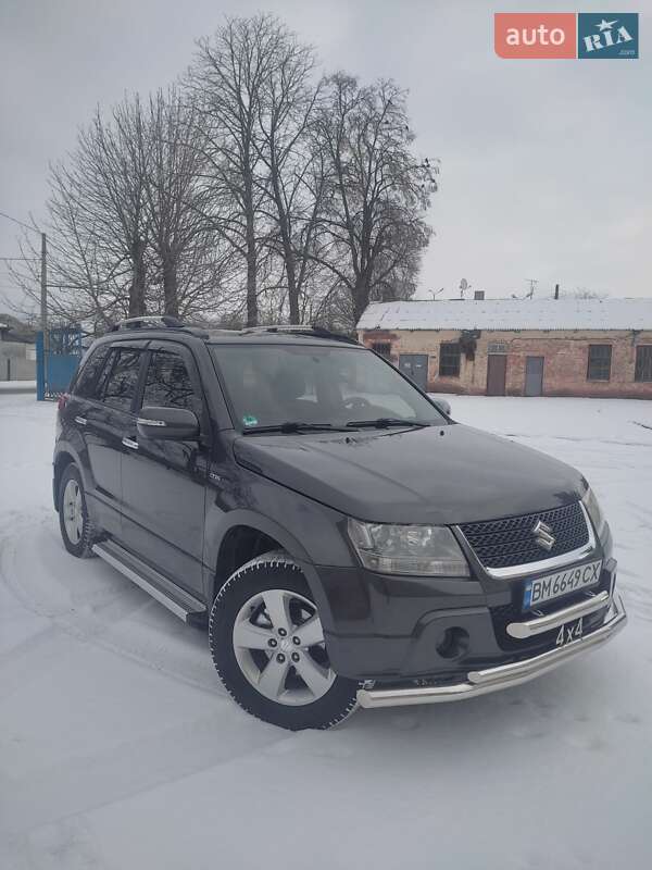 Suzuki Grand vitara (2010)