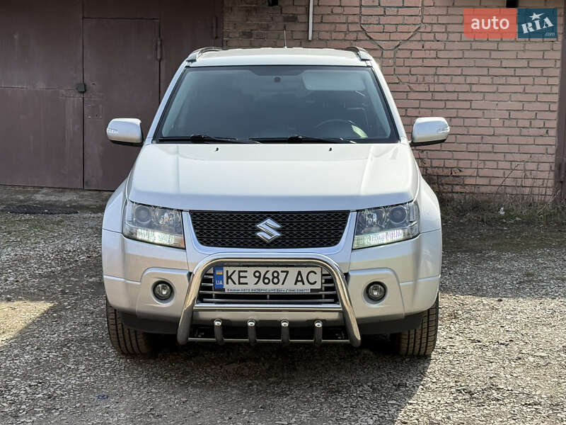 Suzuki Grand vitara (2008)