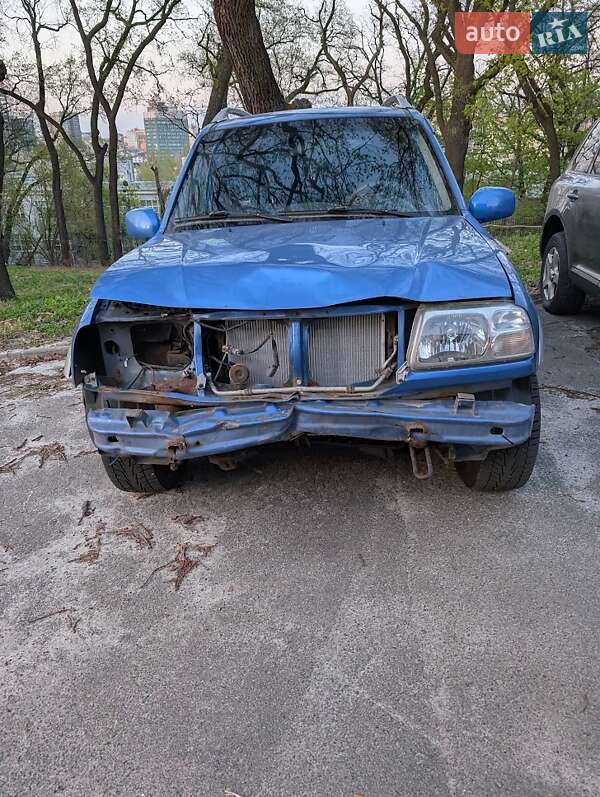 Suzuki Grand vitara (2004)