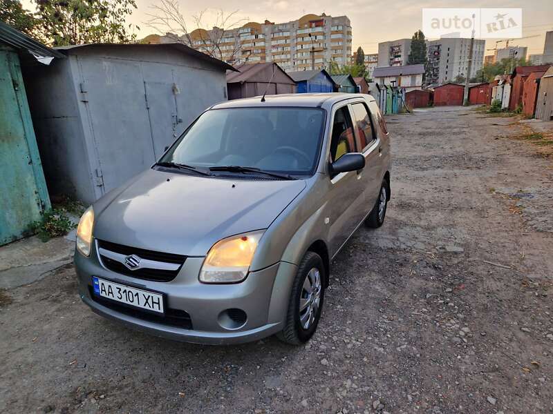Suzuki Ignis (2003)