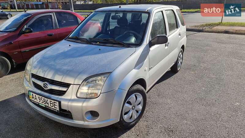 Suzuki Ignis (2005)