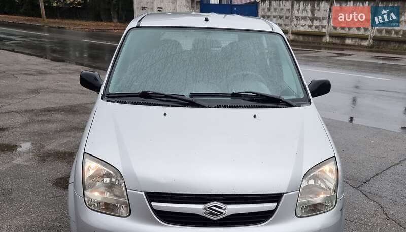 Suzuki Ignis (2005)
