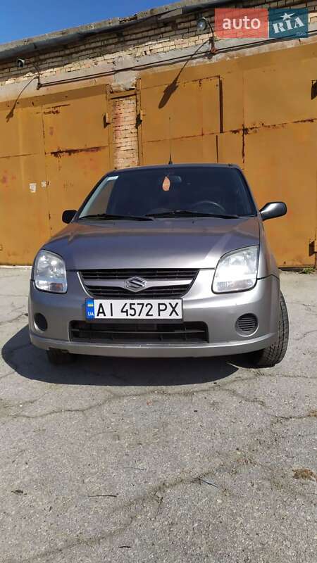 Suzuki Ignis (2003)