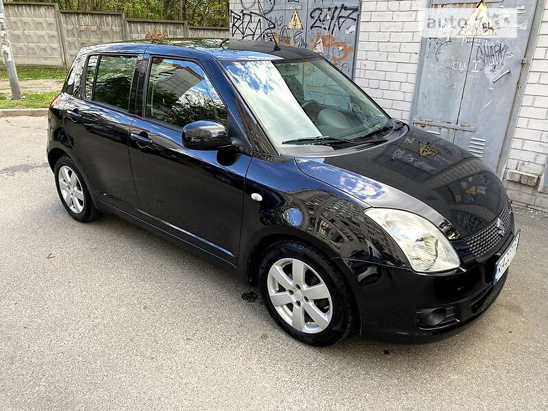 Suzuki Swift (2008)