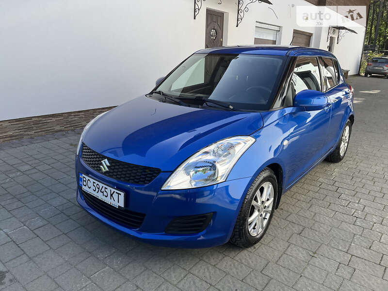 Suzuki Swift (2011)