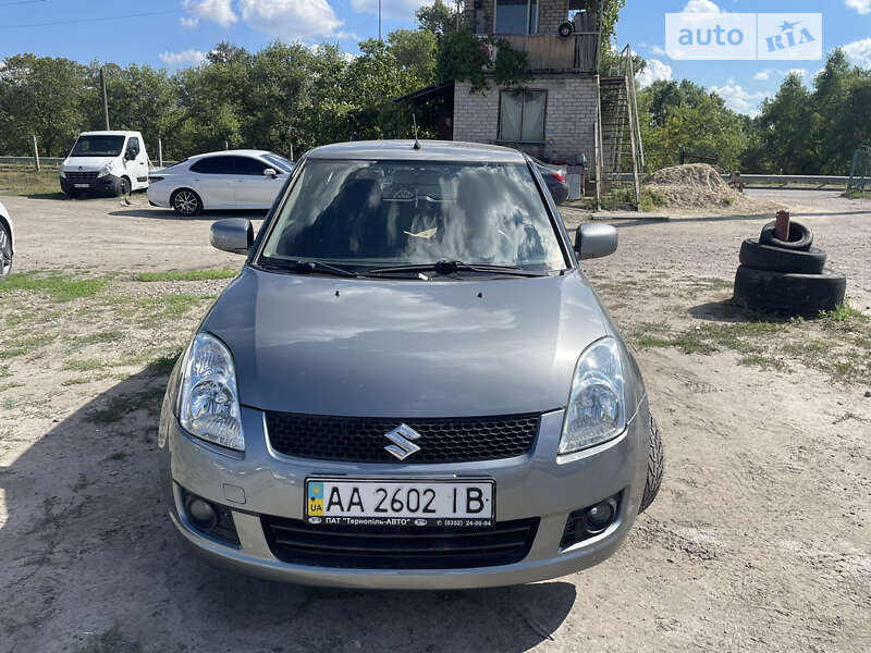 Suzuki Swift (2008)