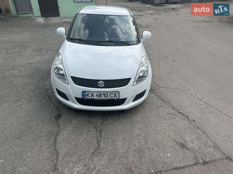 Suzuki Swift (2011)