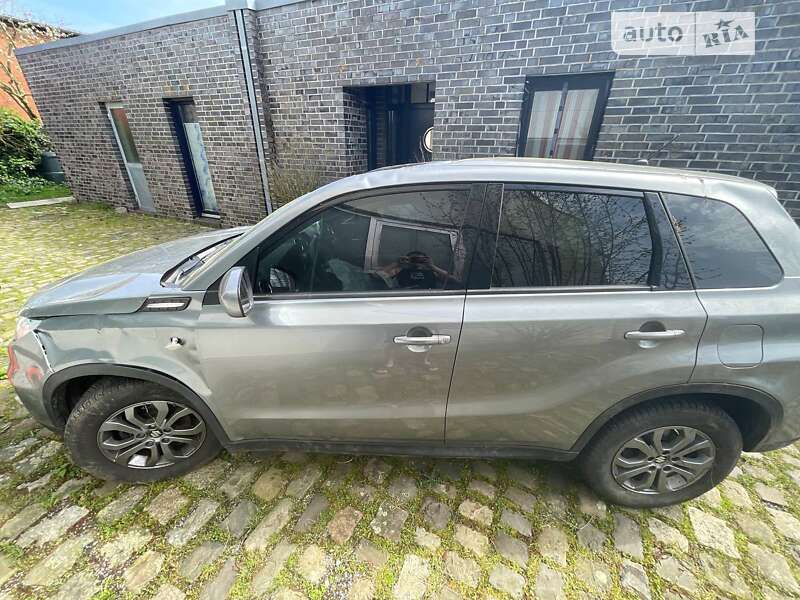 Suzuki Vitara (2021)