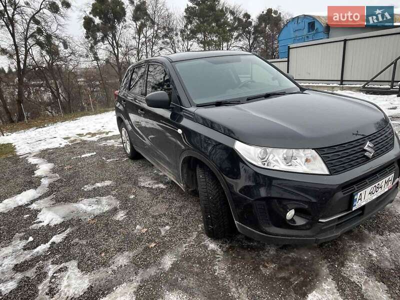 Suzuki Vitara (2020)