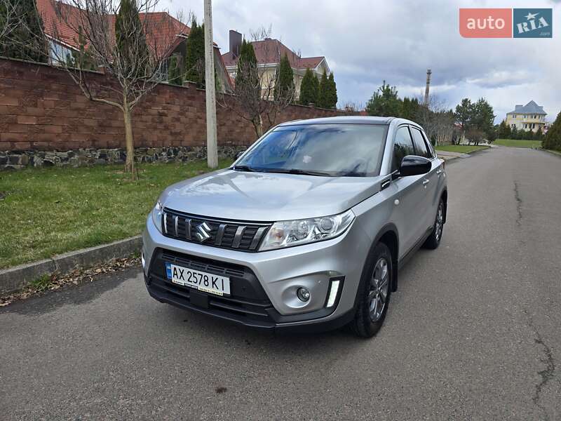 Suzuki Vitara (2021)