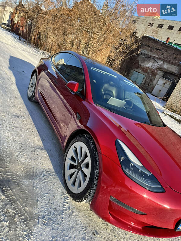 Tesla Model 3 (2021)