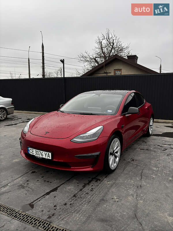 Tesla Model 3 (2022)