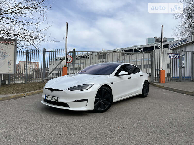 Tesla Model s (2022)