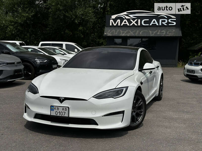 Tesla Model s (2022)