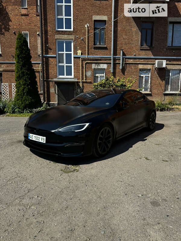 Tesla Model s (2022)