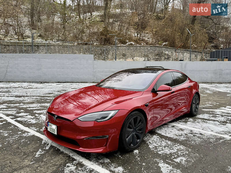 Tesla Model s (2022)
