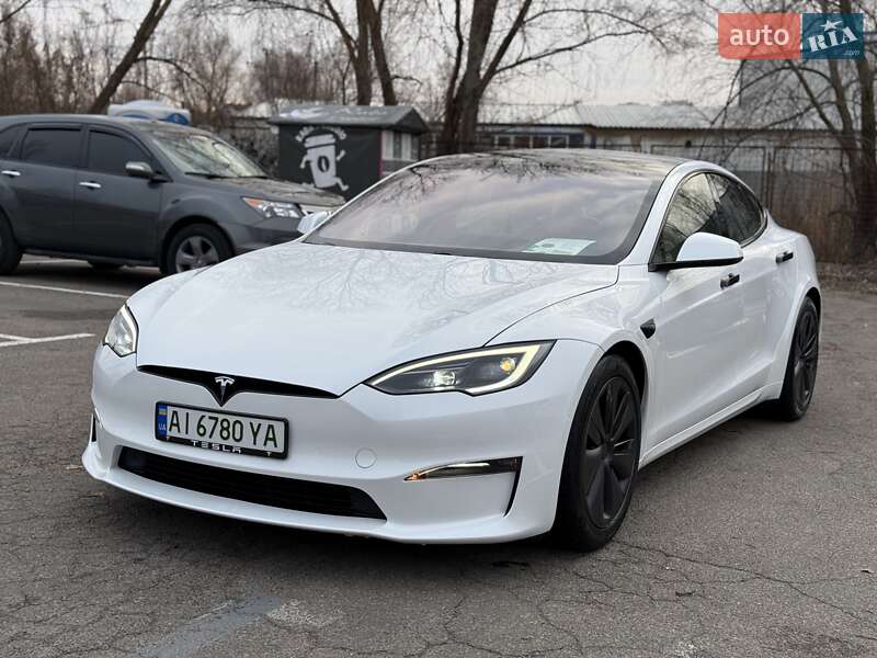 Tesla Model s (2022)