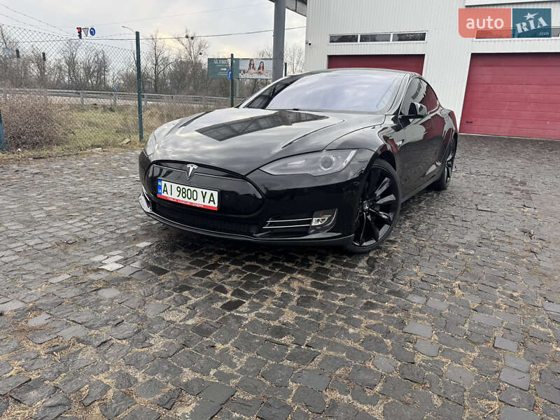 Tesla Model s (2014)