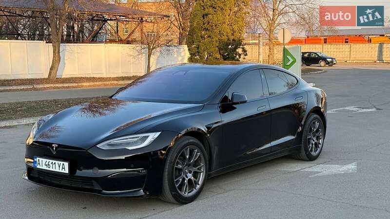 Tesla Model s (2021)