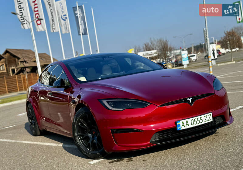 Tesla Model s (2023)
