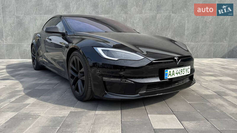 Tesla Model s (2022)