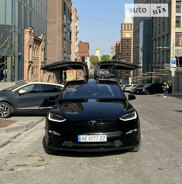 Tesla Model x (2022)
