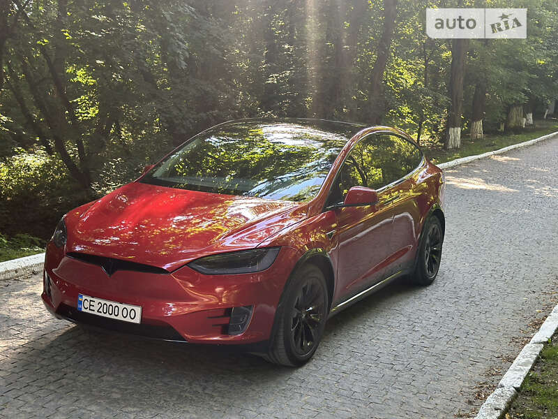 Tesla Model x (2016)