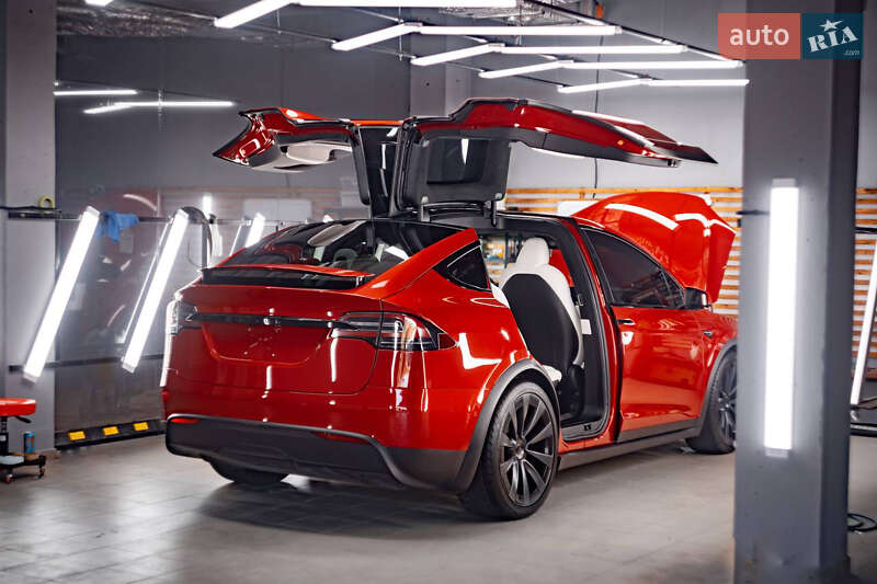 Tesla Model x 100d (2022)