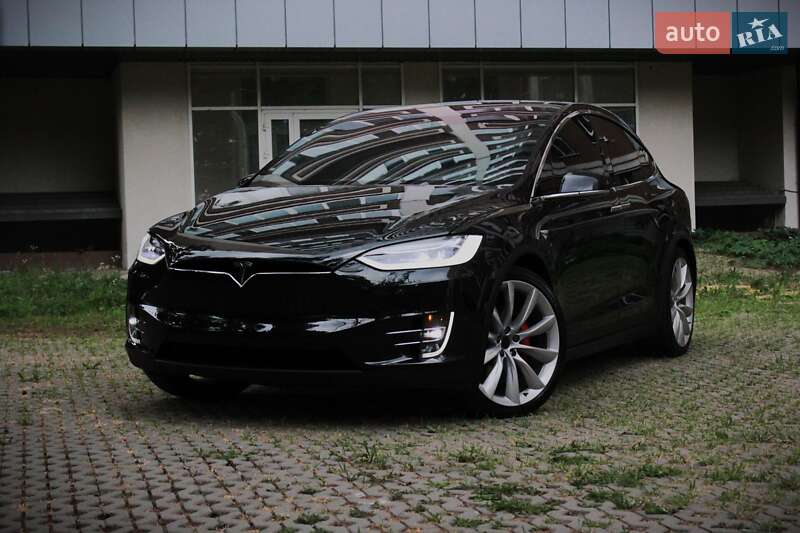 Tesla Model x (2018)