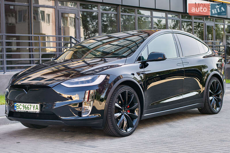 Tesla Model x (2018)