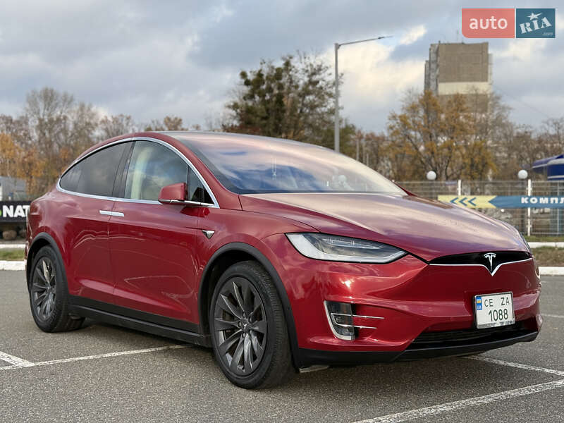 Tesla Model x (2017)