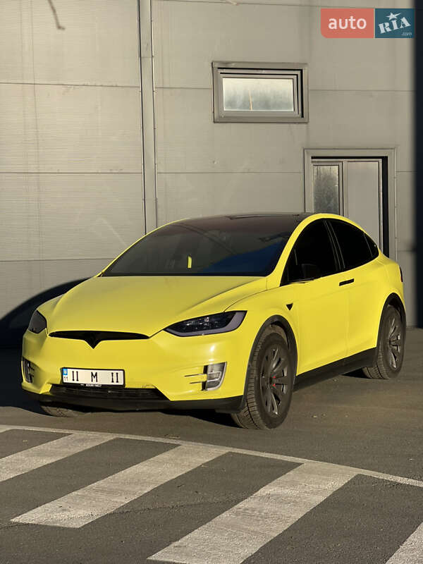 Tesla Model x (2018)